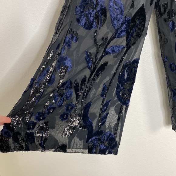 Chrissy Teigen X Revolve Jet Lagged Pant - Picture 4 of 7